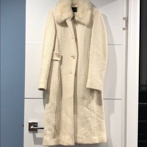 Creme faux fur coat. Fully lined. Size small